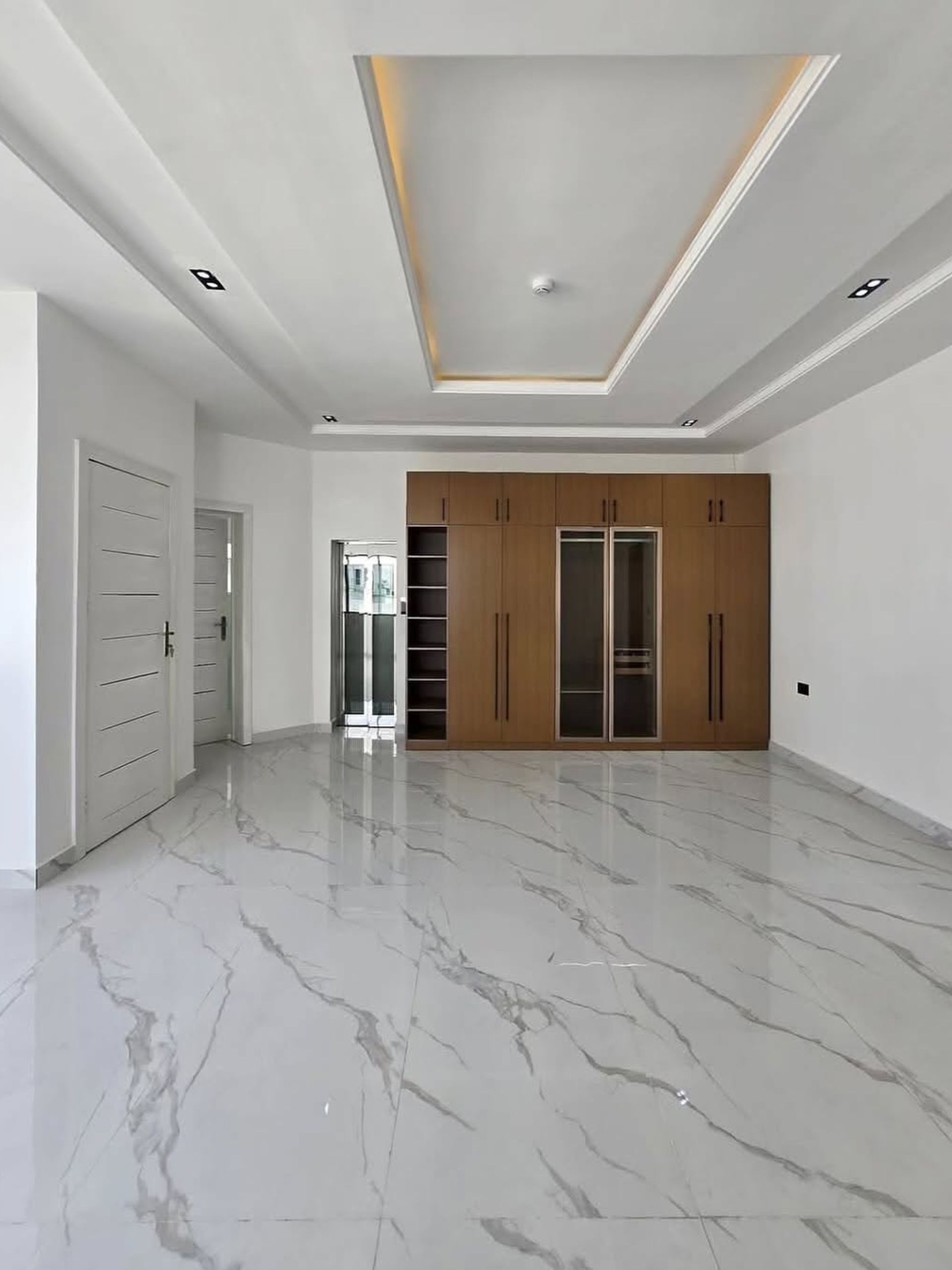 Luxury Five Bedroom Detached Duplex (OSAPA5BDD08)