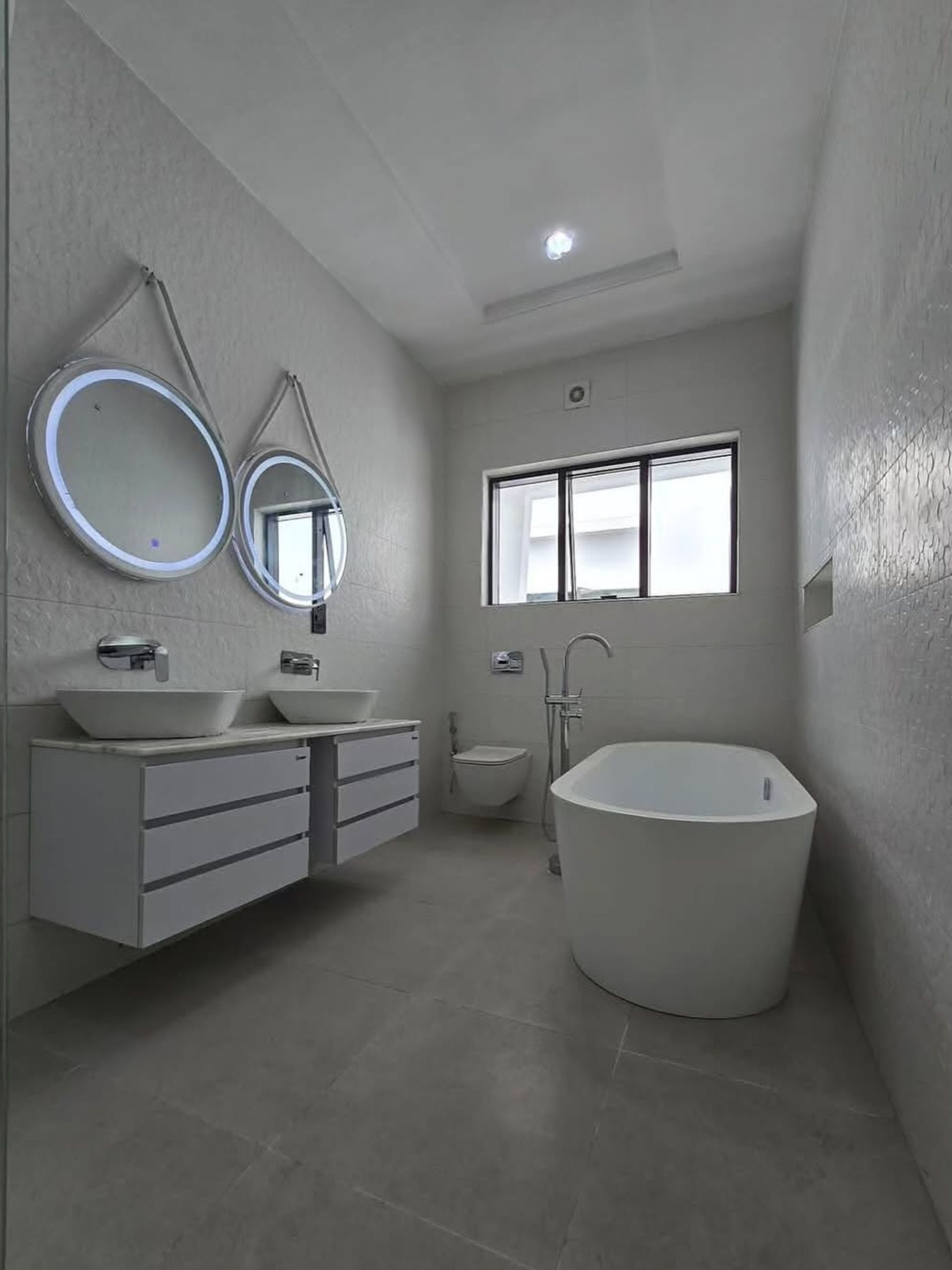 Luxury Five Bedroom Detached Duplex (OSAPA5BDD08)