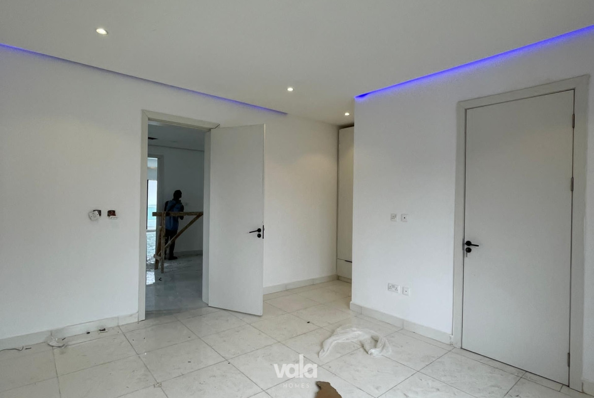 Luxury four bedroom terrace (IKATE4BT02)
