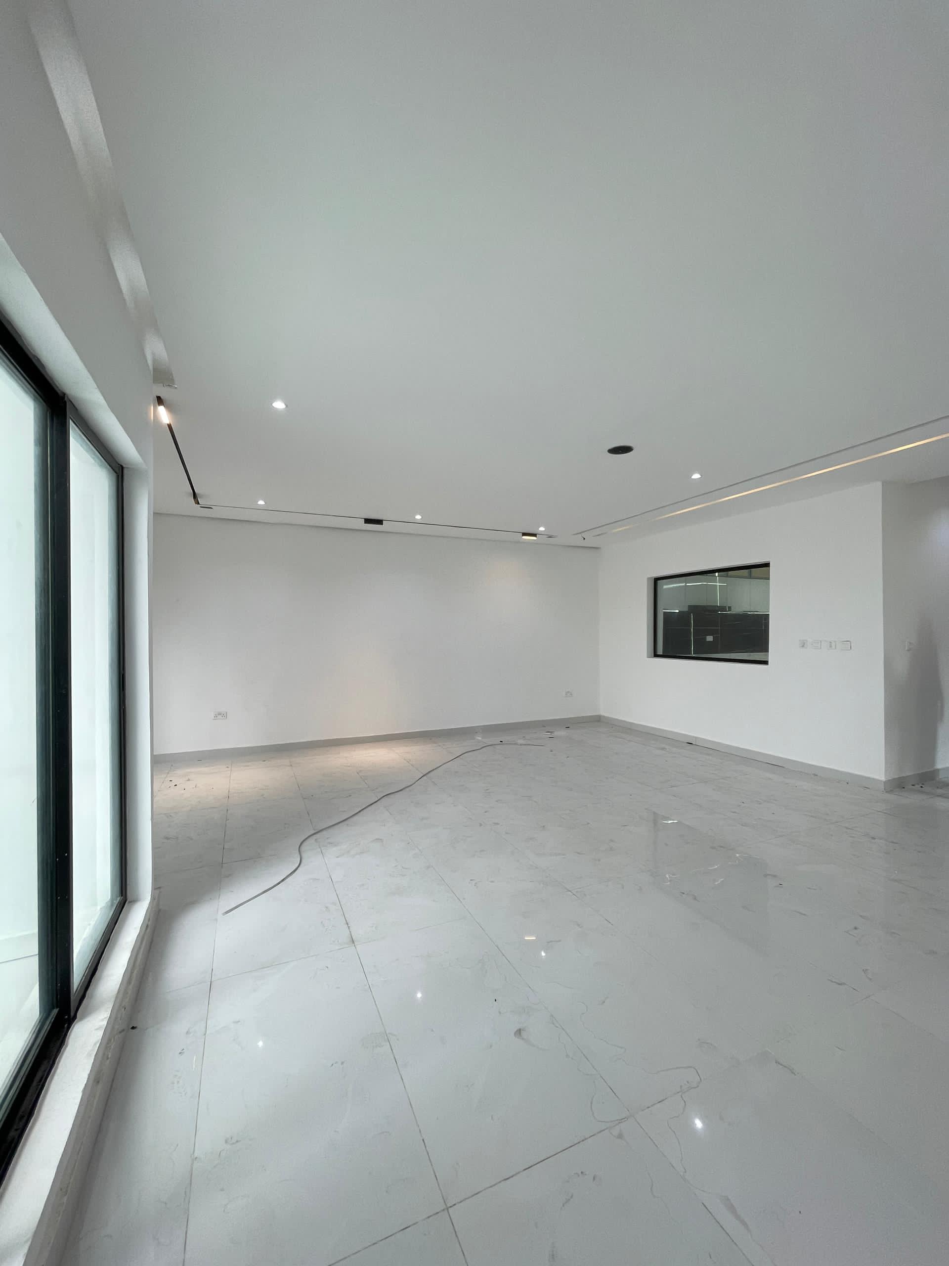 Luxury four bedroom terrace (IKATE4BT02)
