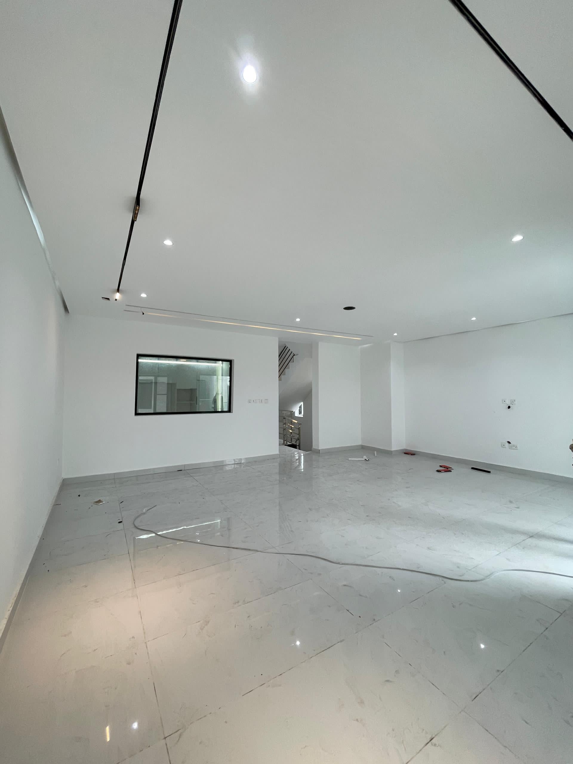 Luxury four bedroom terrace (IKATE4BT02)