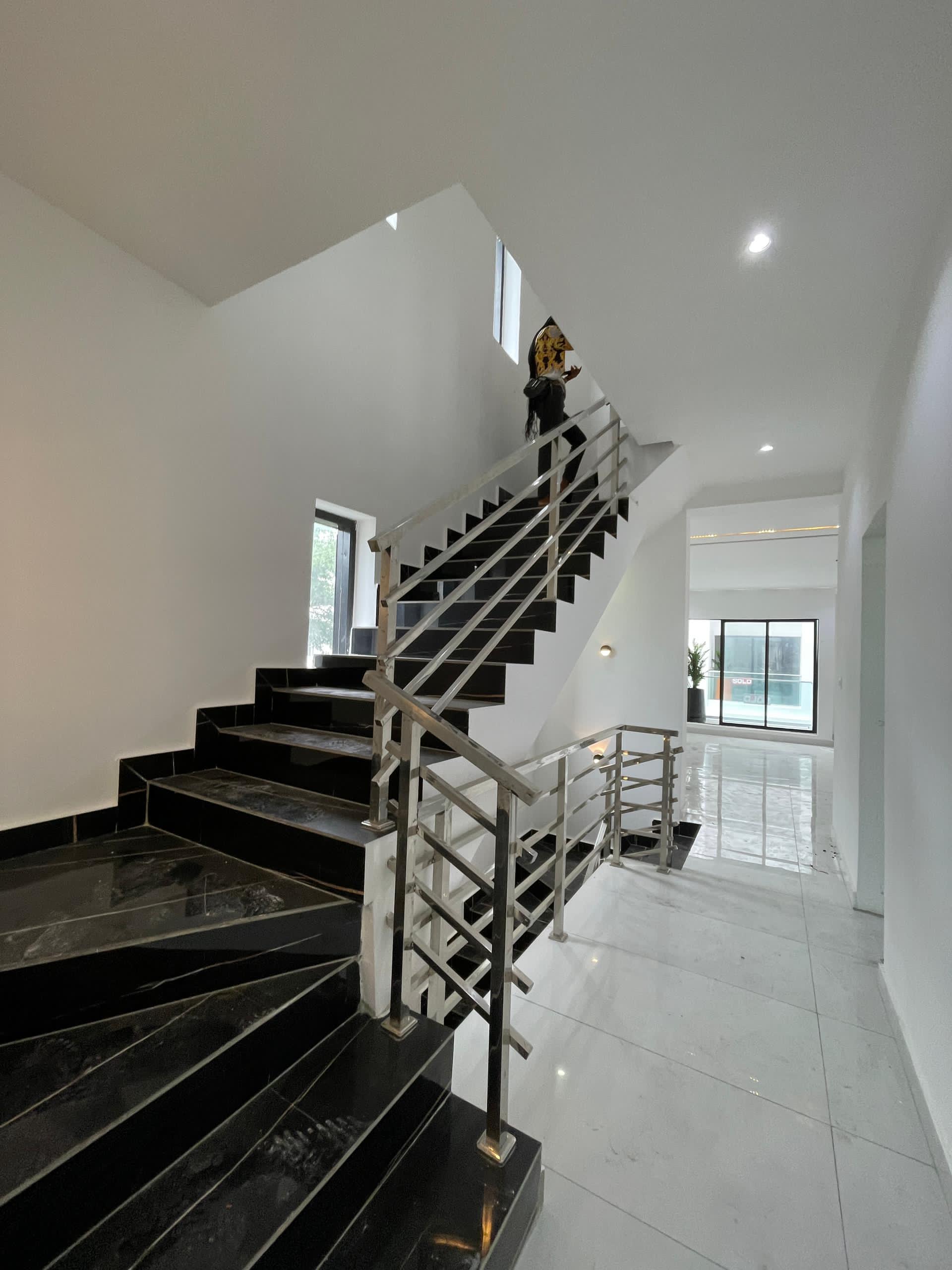 Luxury four bedroom terrace (IKATE4BT02)
