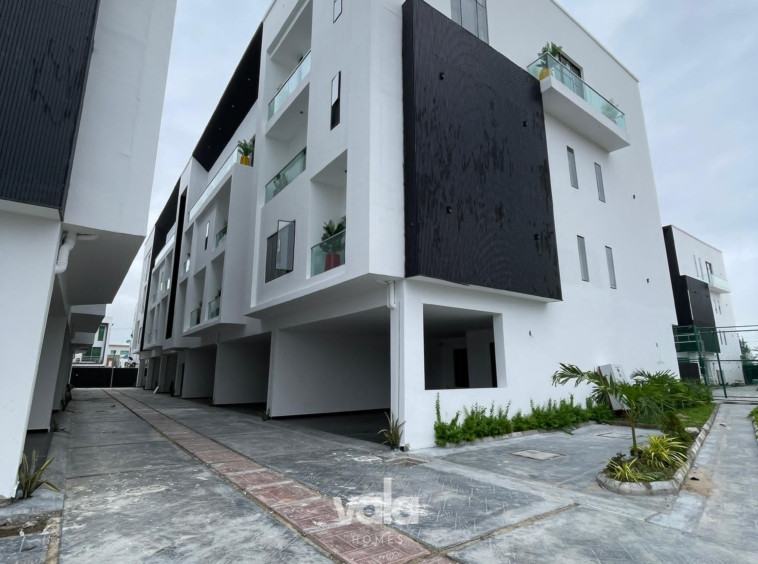 Luxury four bedroom terrace (ikate4bt02)