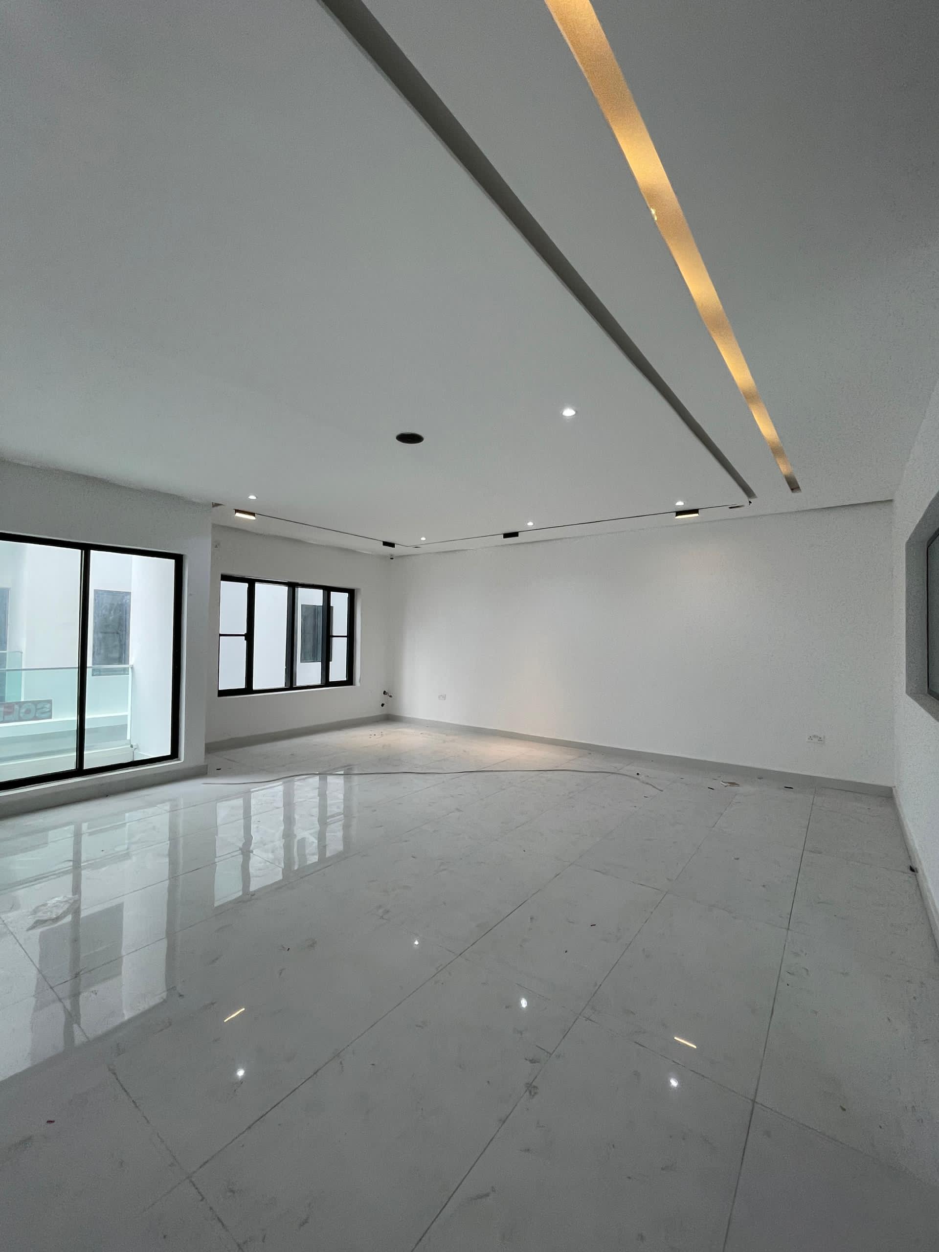 Luxury four bedroom terrace (IKATE4BT02)