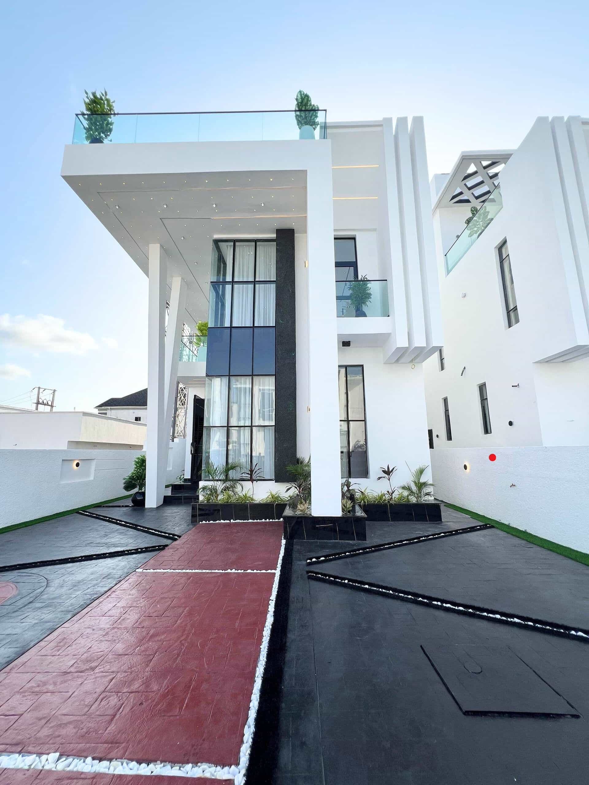 Neatly built five bedroom detached duplex (CHEVRN5BDD05) Neatly built five bedroom detached duplex (CHEVRN5BDD05)