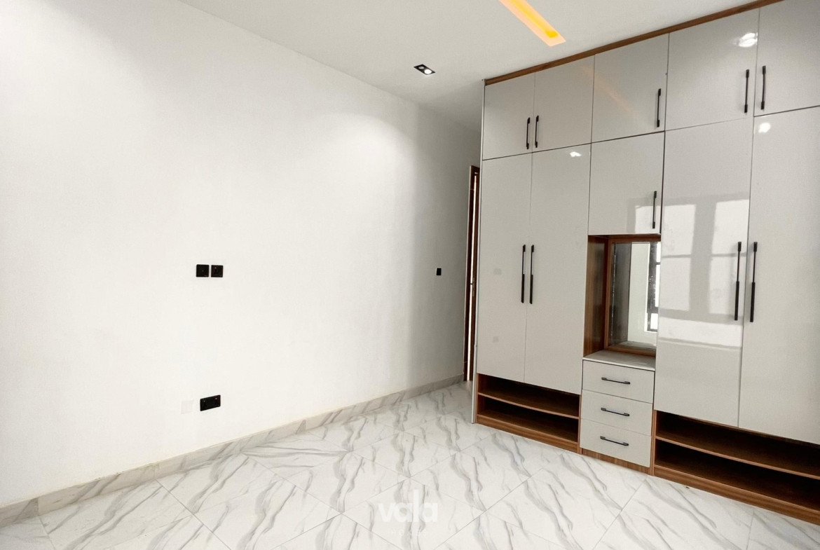 Neatly built four bedroom detached duplex (ORCHID4BDD05)