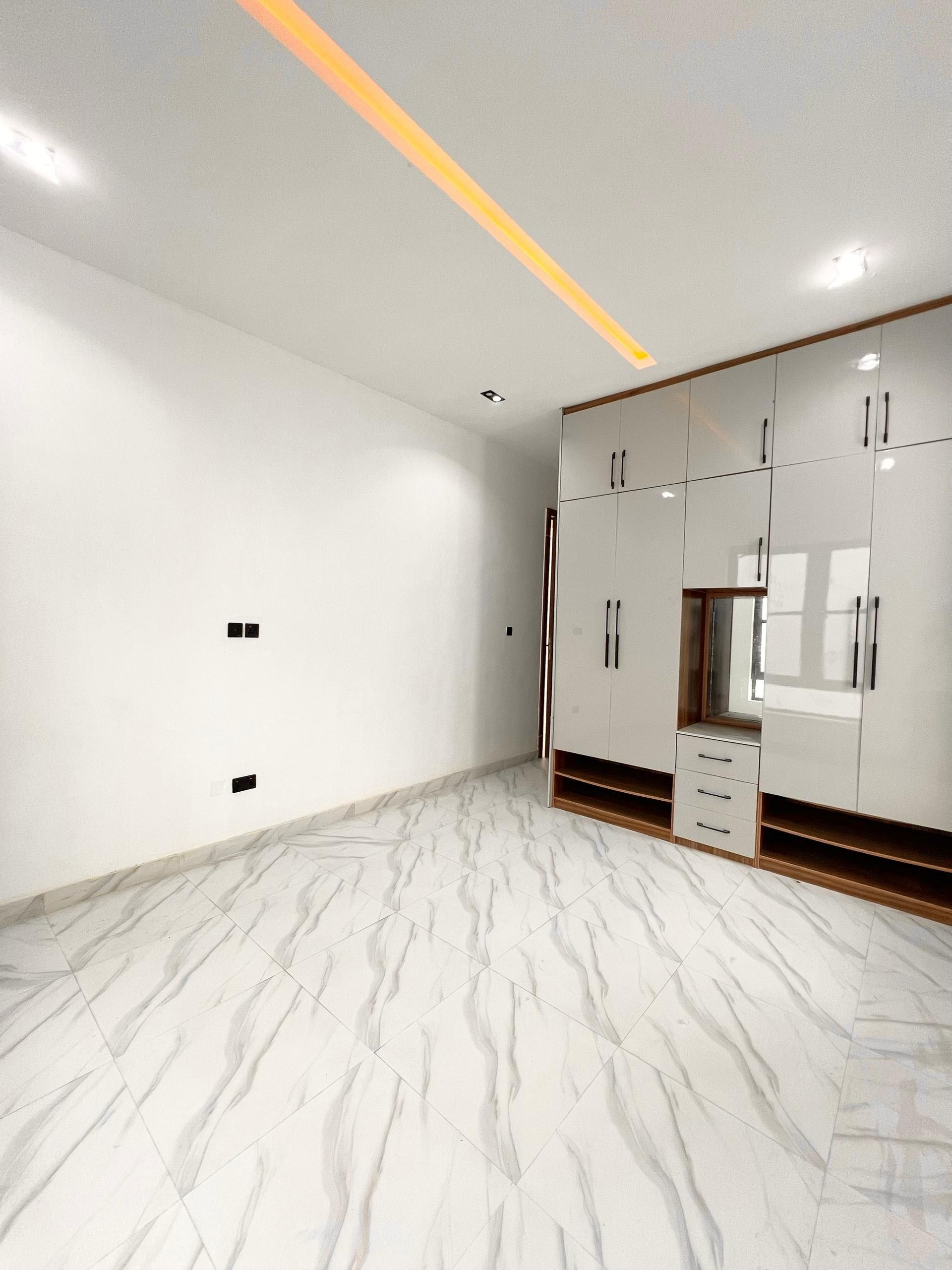 Neatly built four bedroom detached duplex (ORCHID4BDD05)