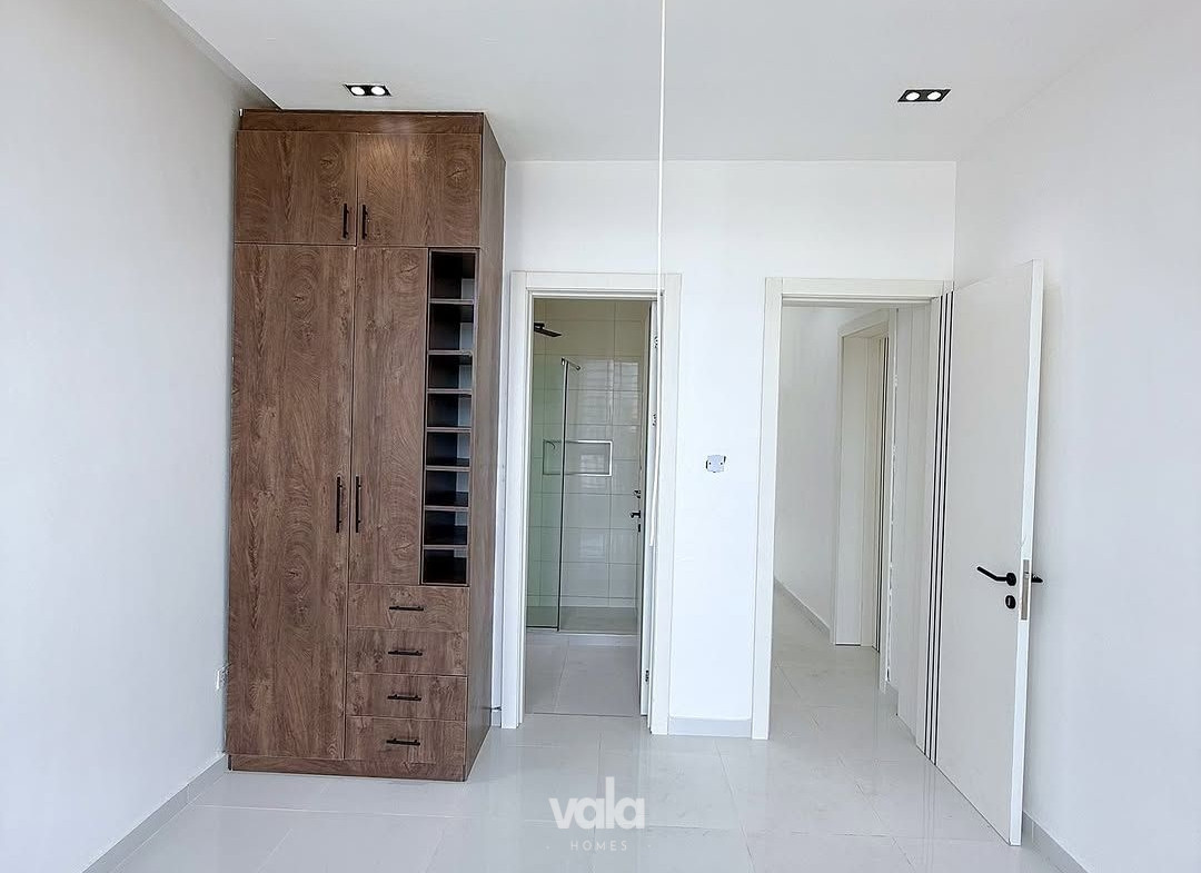 Neatly built two bedroom apartment (OLOGOLO2B01)