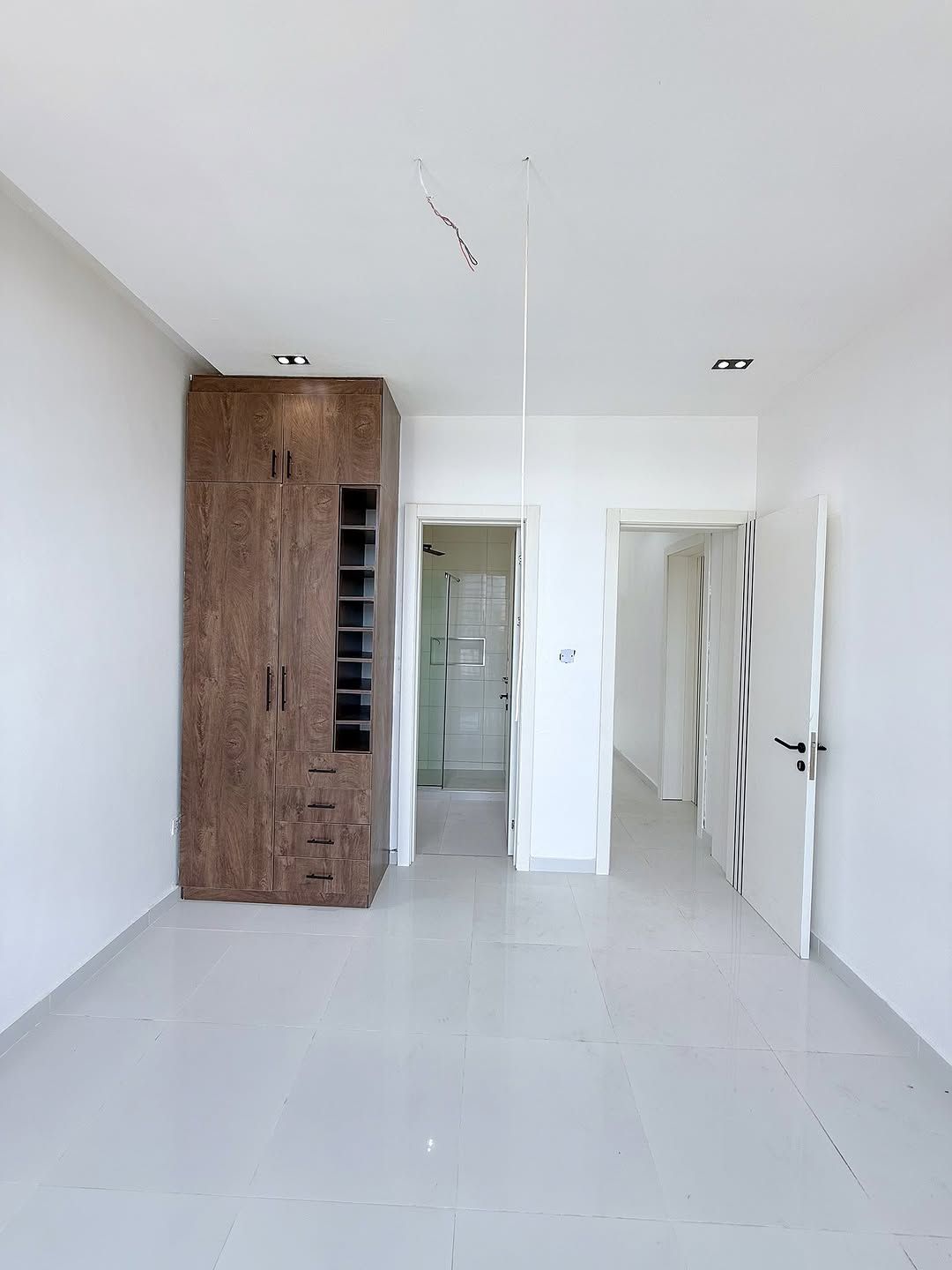 Neatly built two bedroom apartment (OLOGOLO2B01)