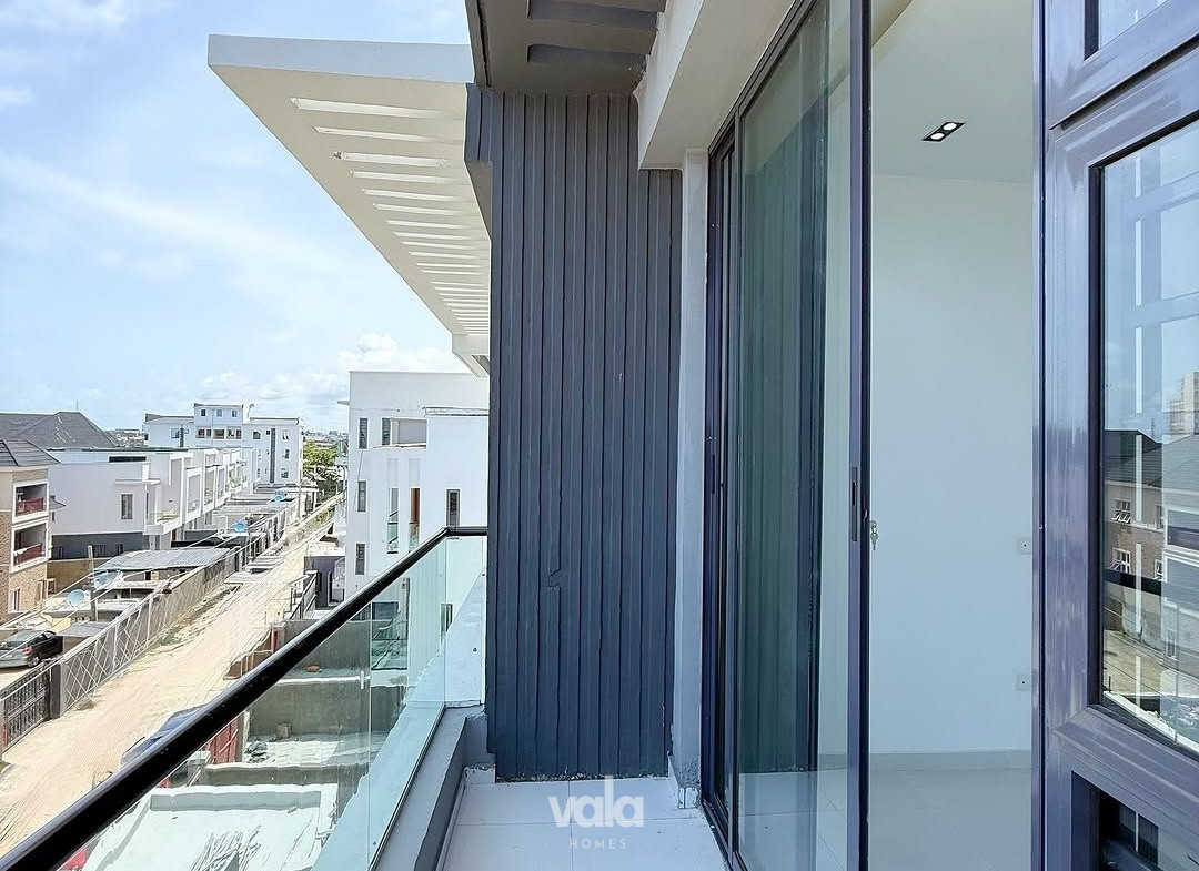 Neatly built two bedroom apartment (OLOGOLO2B01)
