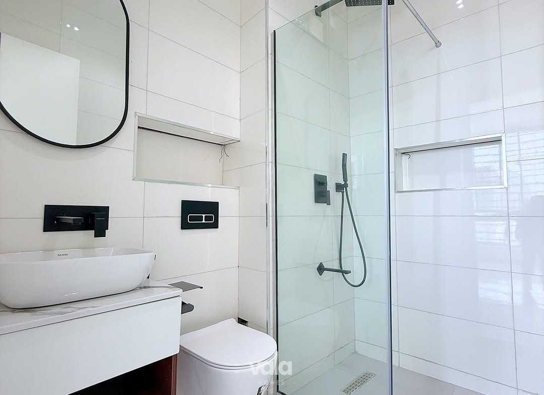 Neatly built two bedroom apartment (OLOGOLO2B01)