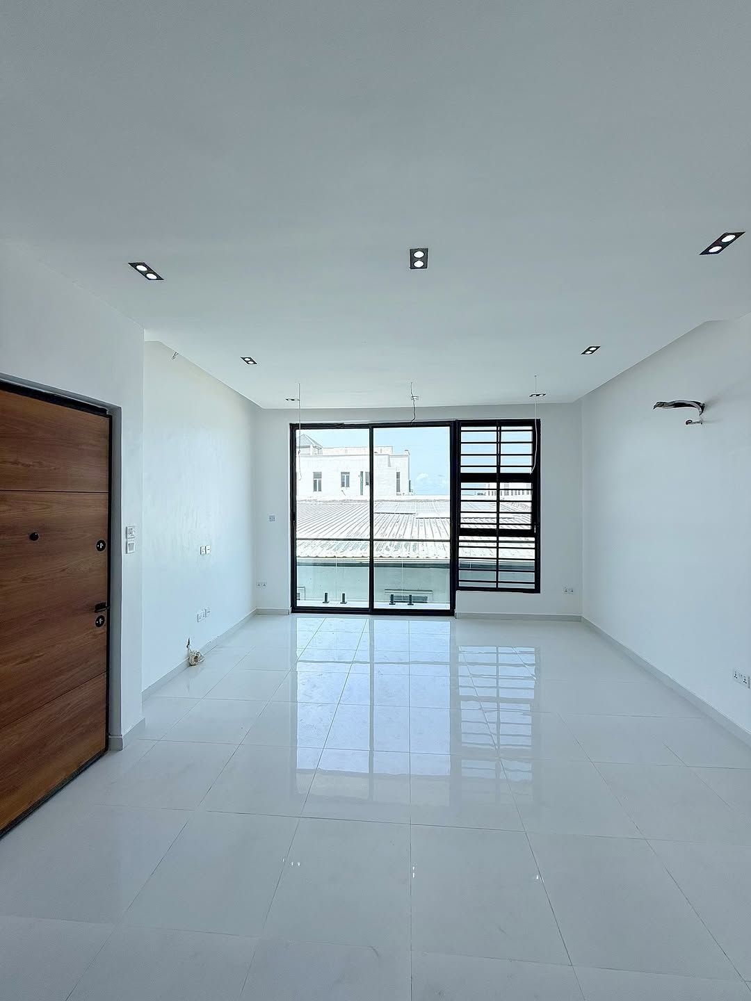 Neatly built two bedroom apartment (OLOGOLO2B01)