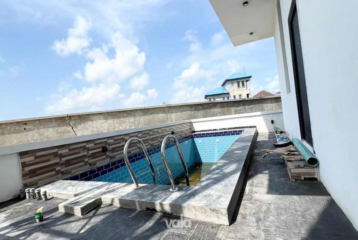 Newly built five bedroom detached duplex (CHEVRN5BDD07)