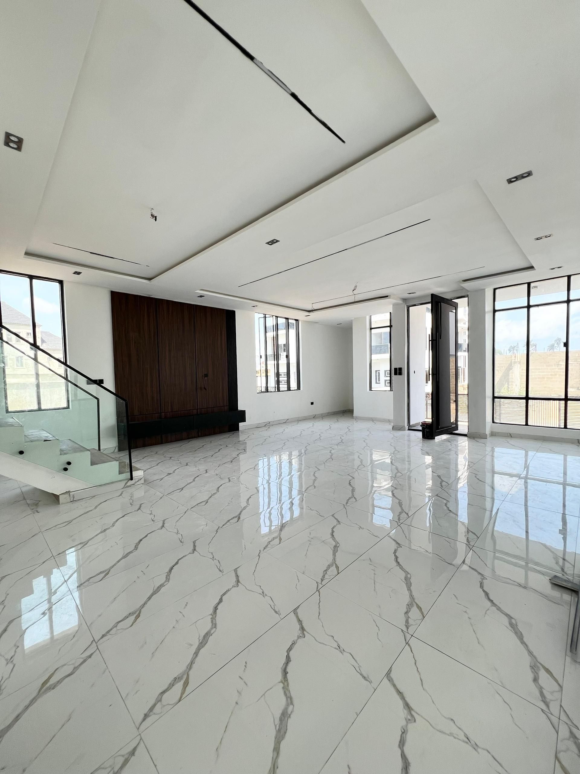 Newly built five bedroom detached duplex (CHEVRN5BDD07)
