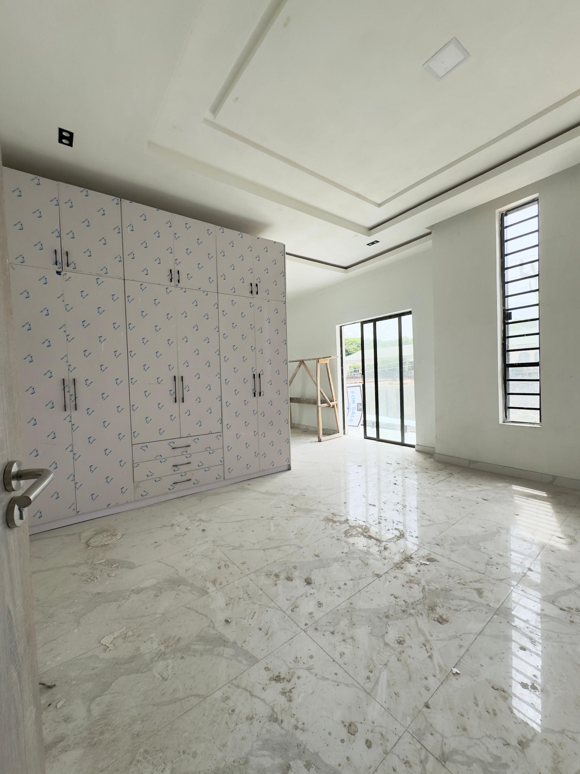 Newly built five bedroom detached duplex (CHEVRN5BDD10)