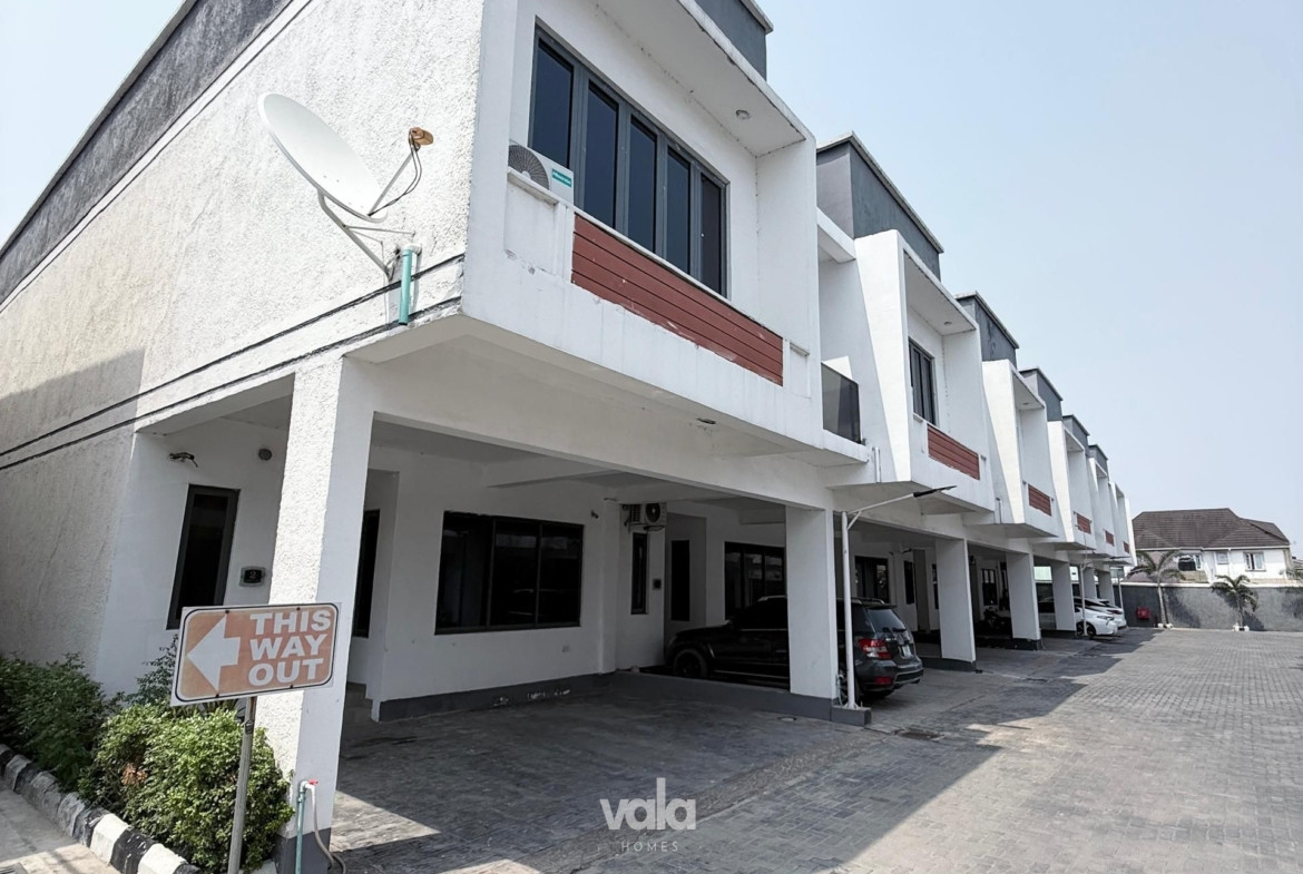 Newly built four bedroom terrace duplex (ologolo4td01)
