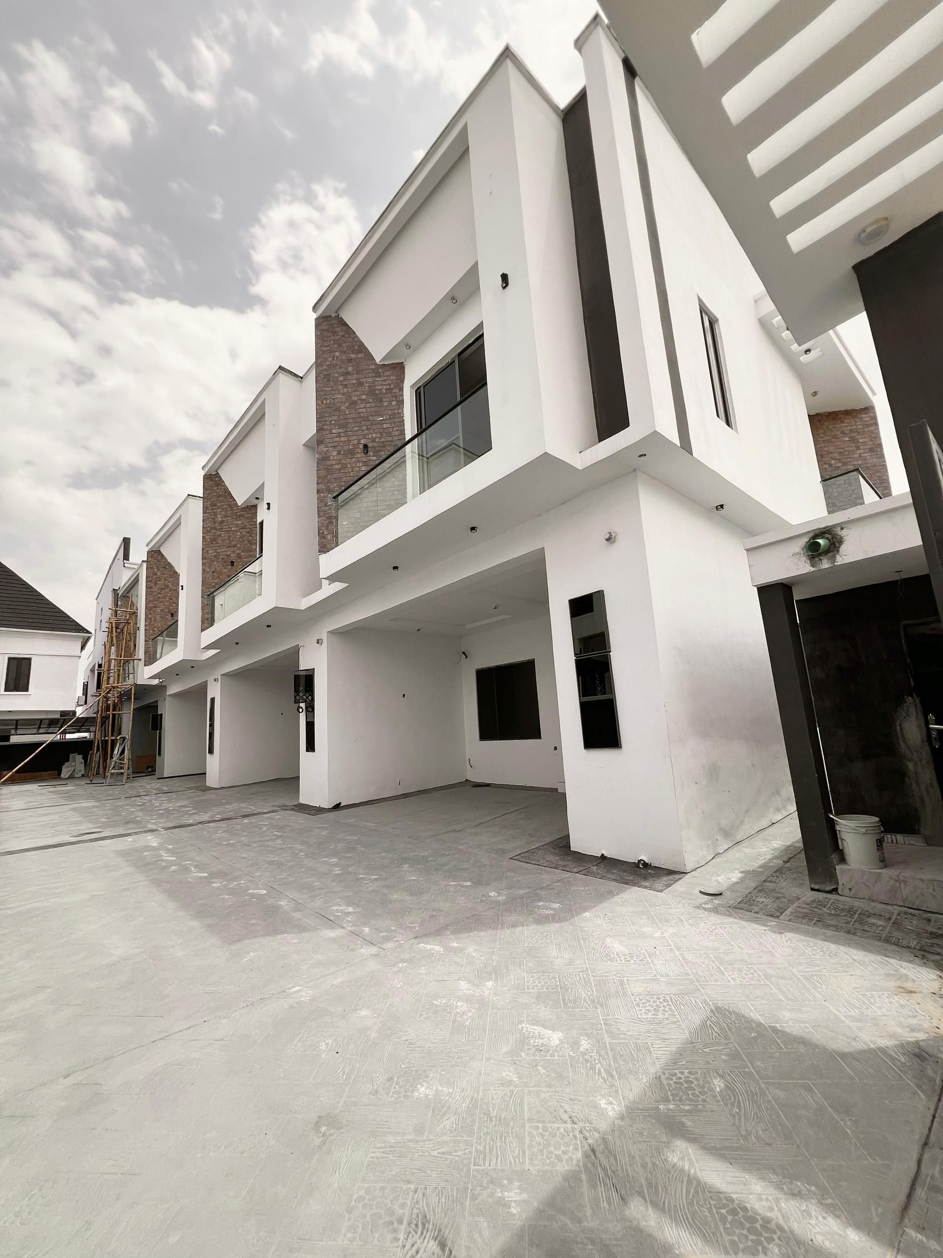 Newly built four bedroom terrace duplex (ORCHID4BT01) Newly built four bedroom terrace duplex (ORCHID4BT01)