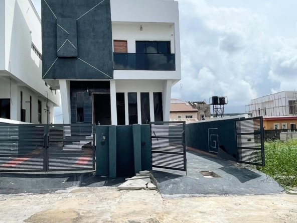 Four bedroom detached duplex (ikota4bdd02