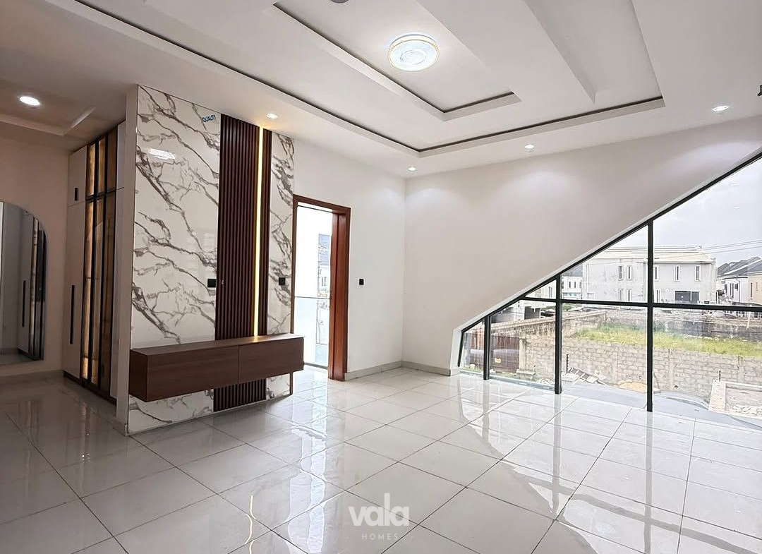 Five Bedroom Detached Duplex (Chevrn5bd11)