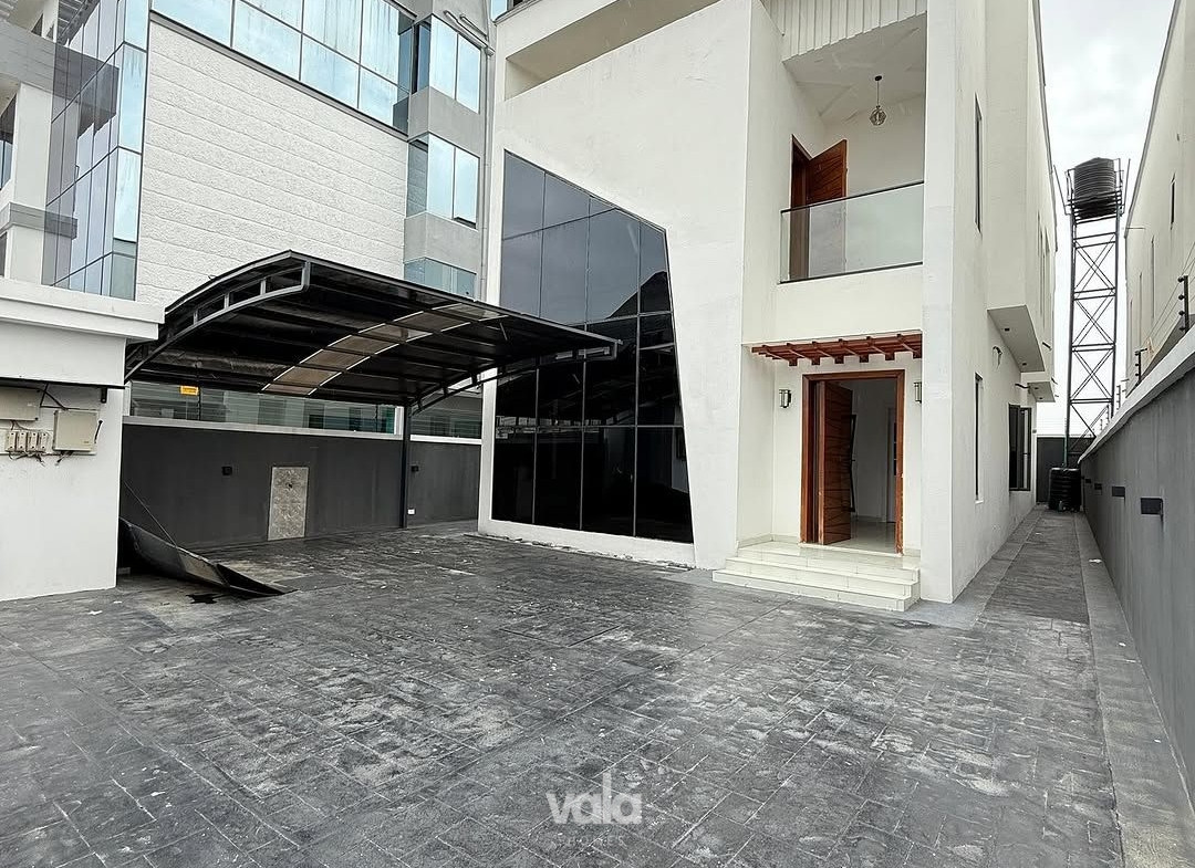 Five Bedroom Detached Duplex (Chevrn5bd11)