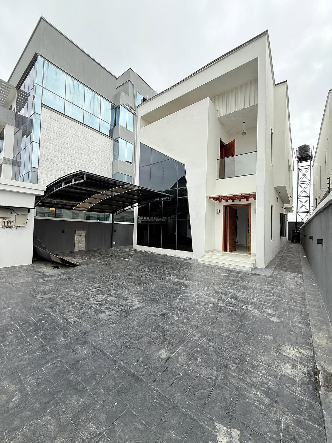 Five Bedroom Detached Duplex (Chevrn5bd11)