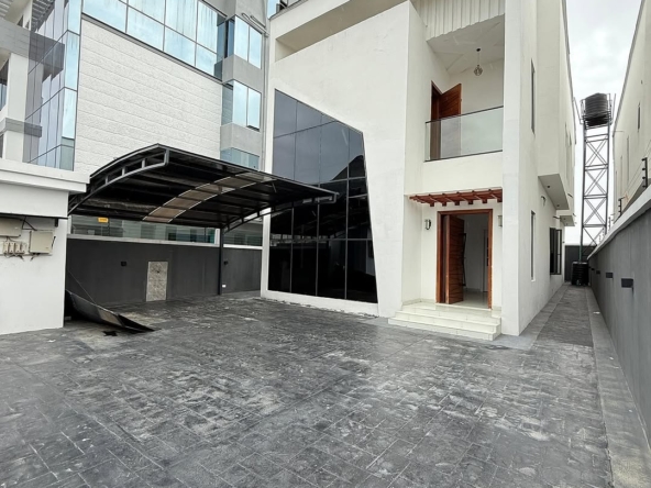 Five bedroom detached duplex (chevrn5bd11)