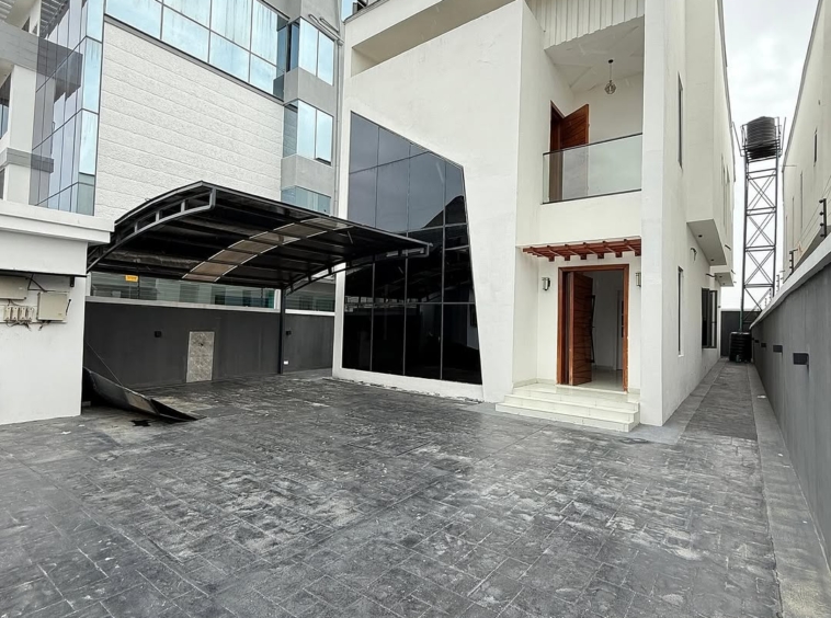 Five bedroom detached duplex (chevrn5bd11)