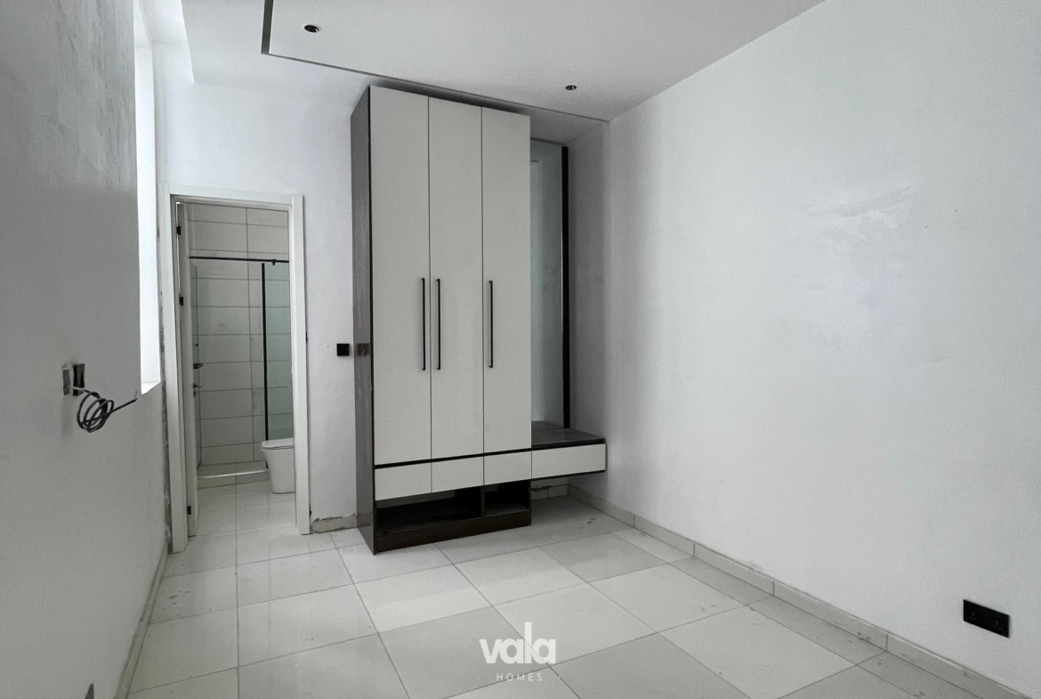 2 bedroom apartment  (LEKKI2B24)