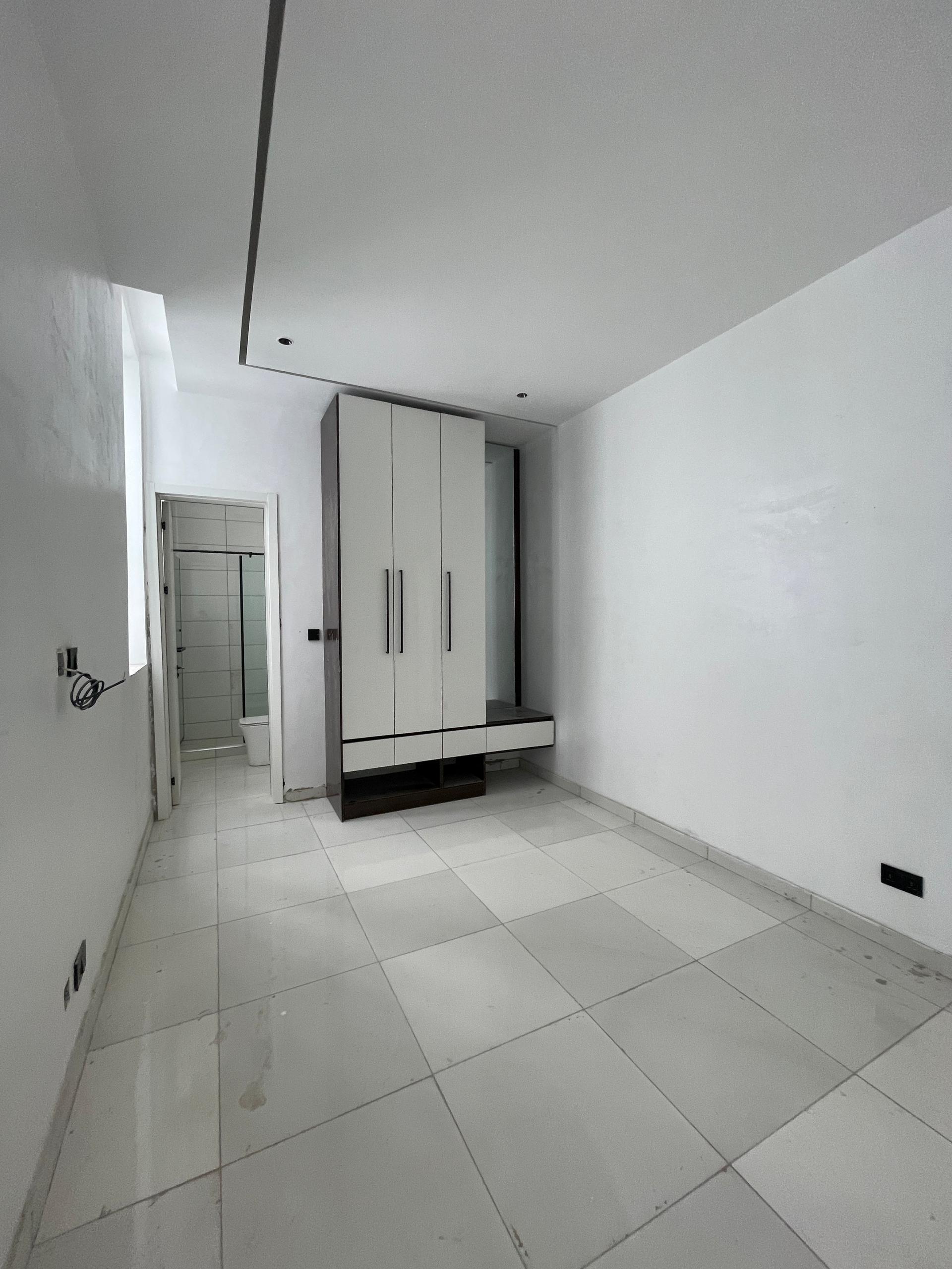2 bedroom apartment  (LEKKI2B24)