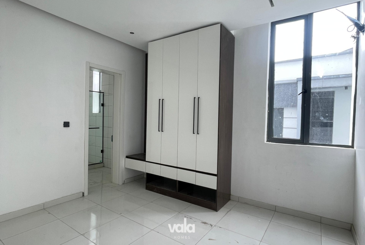 2 bedroom apartment  (LEKKI2B24)