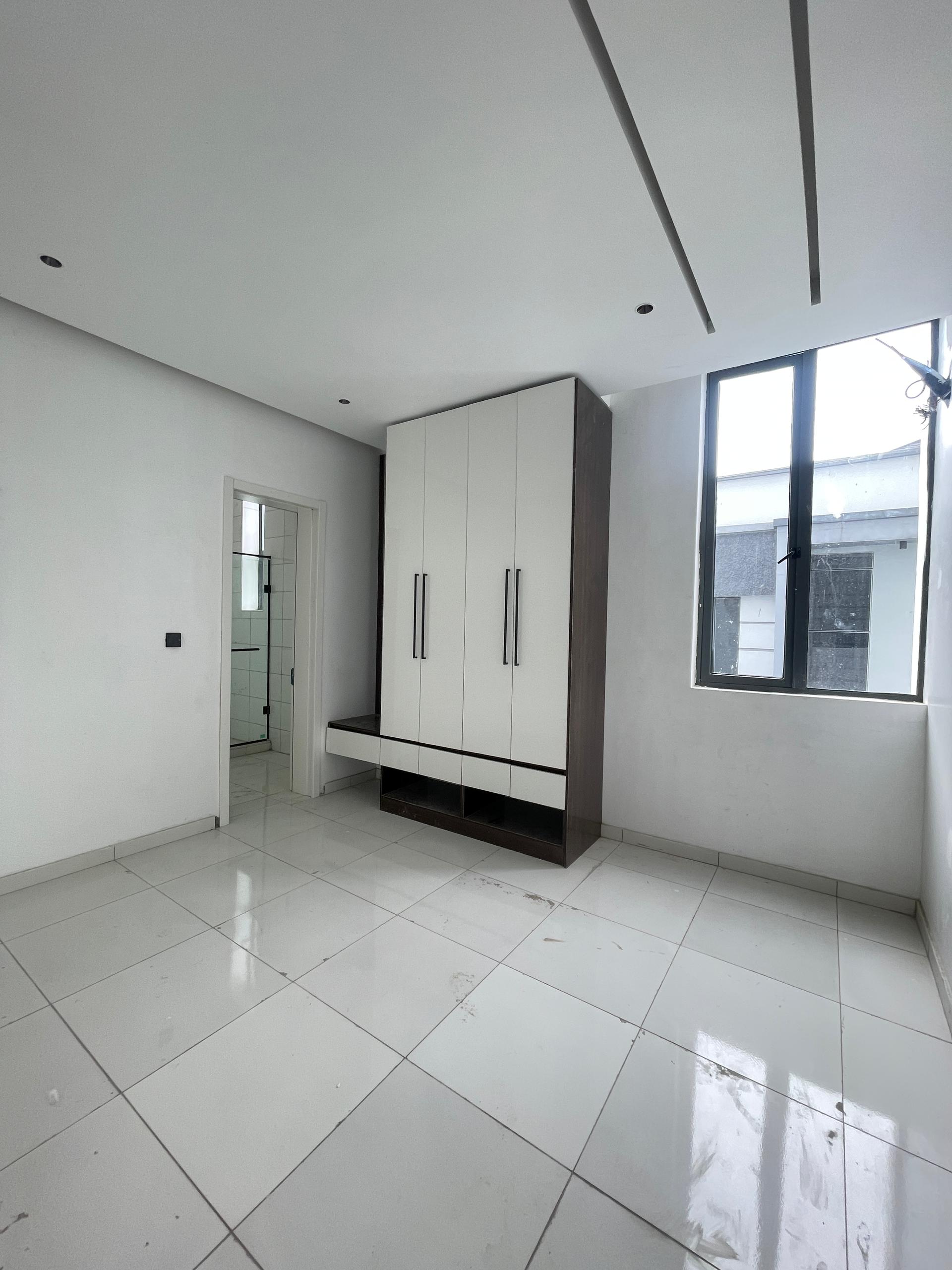 2 bedroom apartment  (LEKKI2B24)