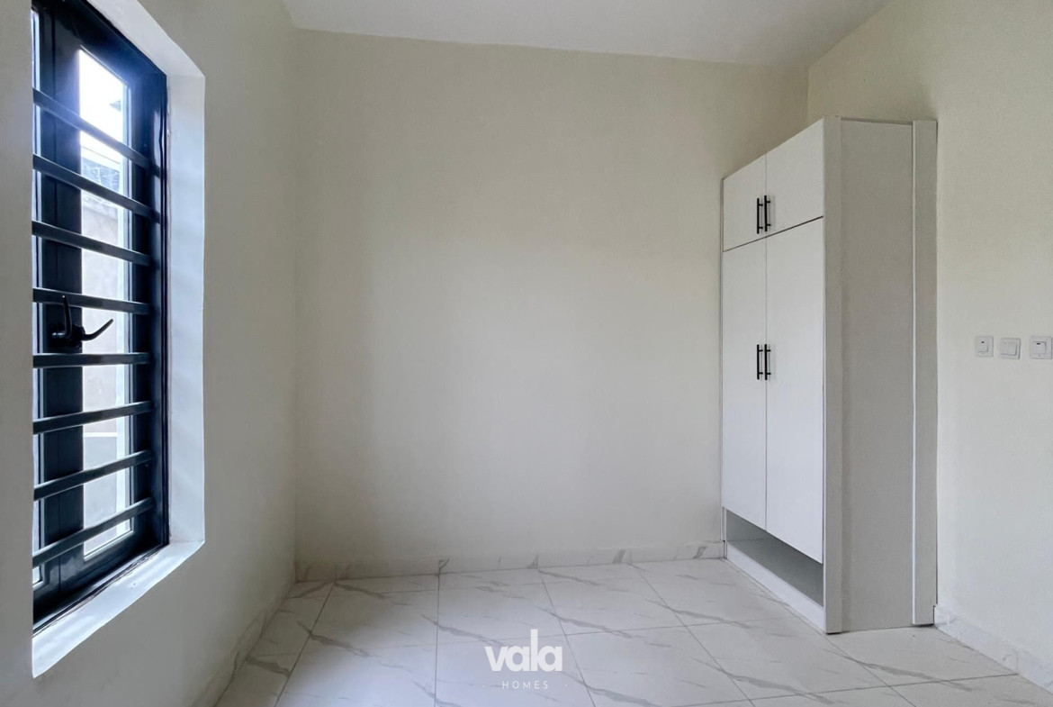 4 bedroom semi detached duplex (IKOTA4BSD09)