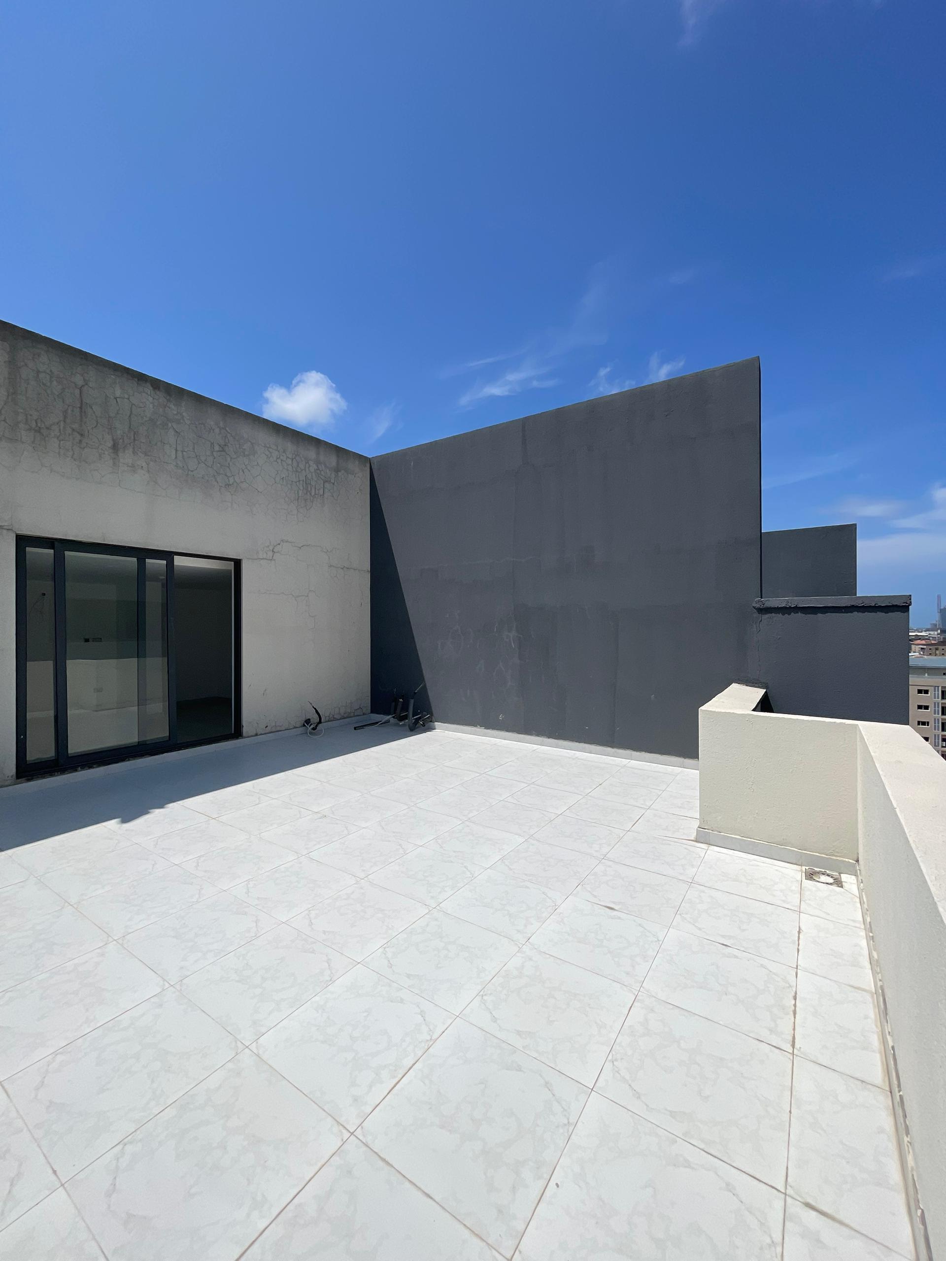 4BEDROOM PENTHOUSE AVAILABLE  FOR SALE (VI4B0)