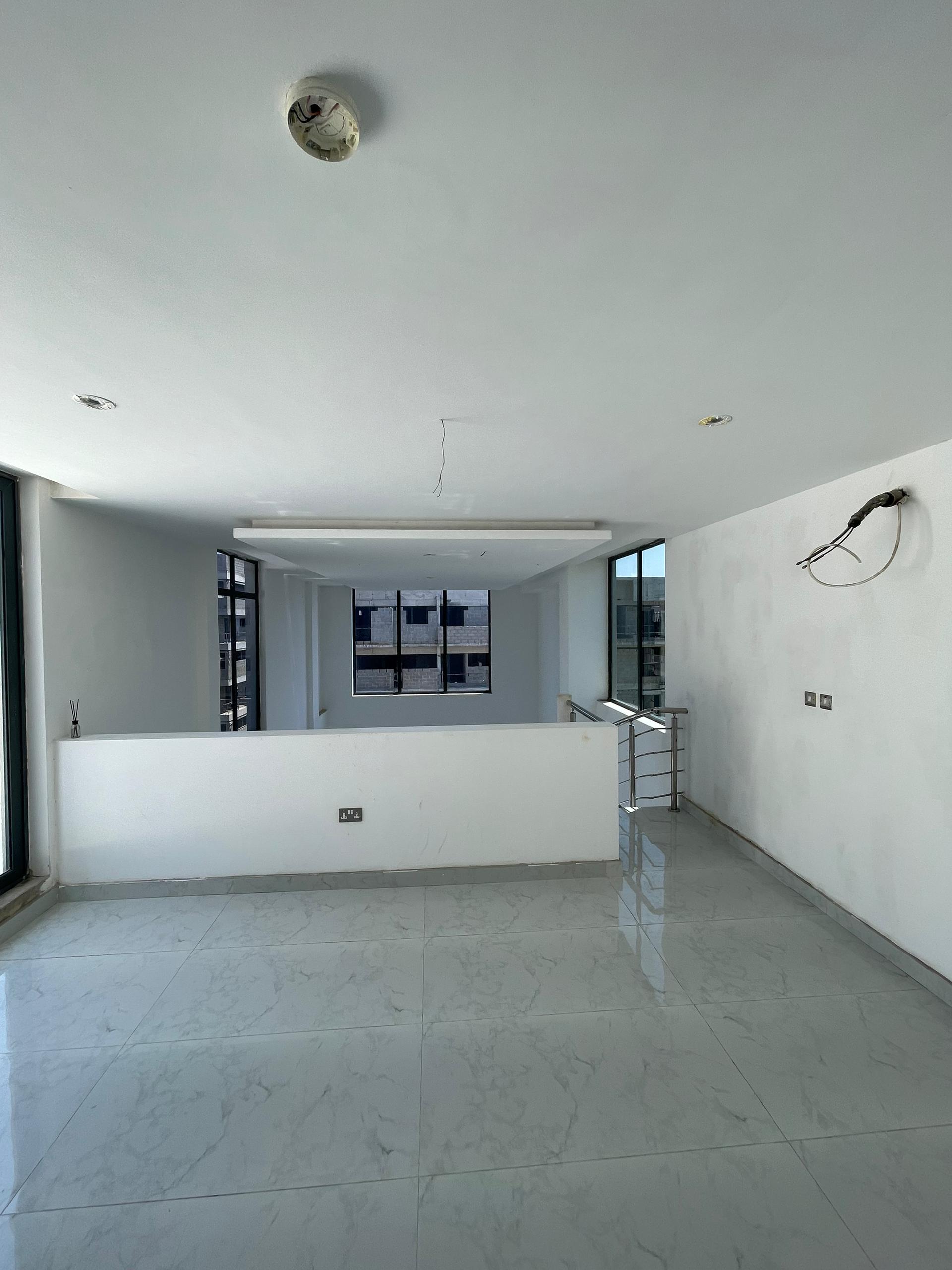 4BEDROOM PENTHOUSE AVAILABLE  FOR SALE (VI4B0)