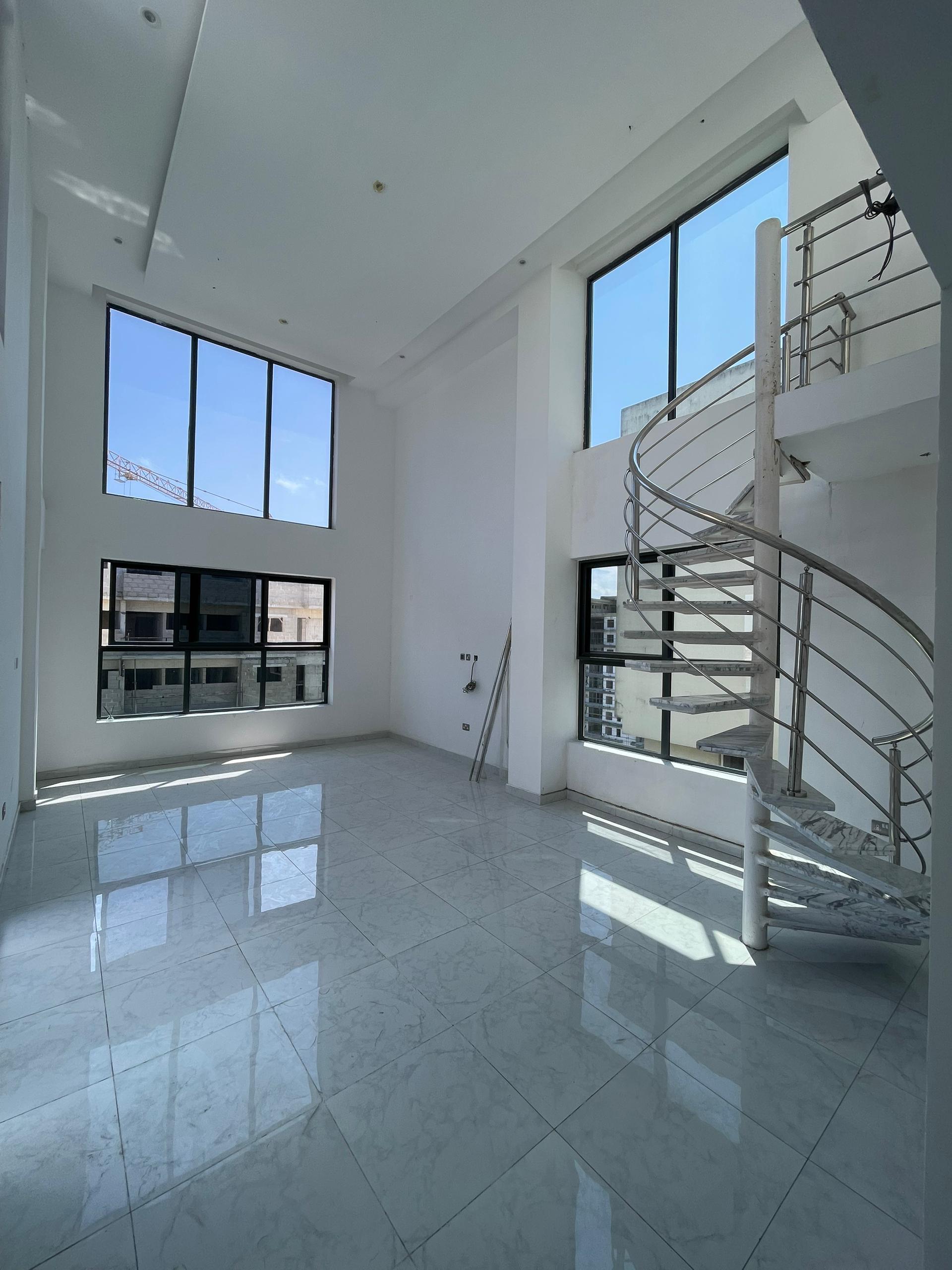 4BEDROOM PENTHOUSE AVAILABLE  FOR SALE (VI4B0)