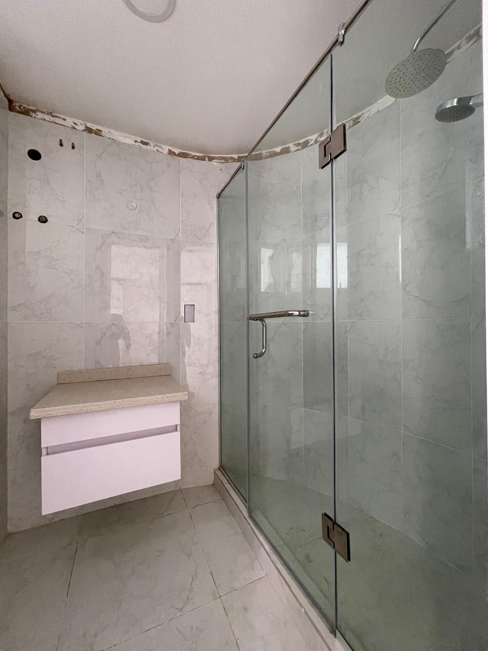 4BEDROOM PENTHOUSE AVAILABLE  FOR SALE (VI4B0)