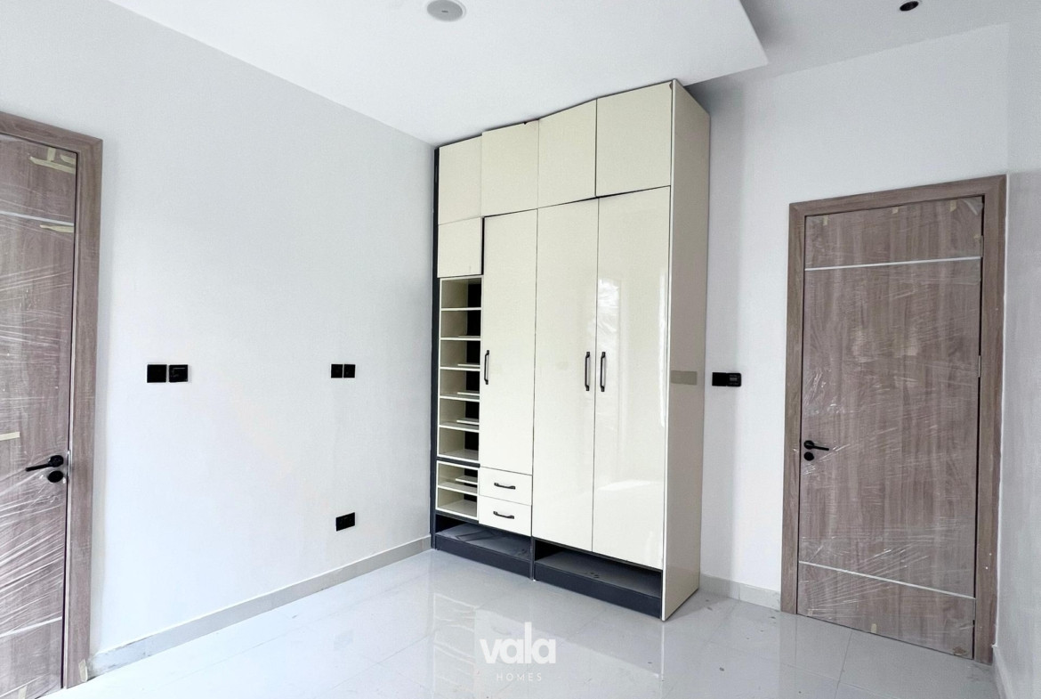 4BEDROOM SEMI DETACHED DUPLEX FOR SALE.  (ORCHID4BSD09)