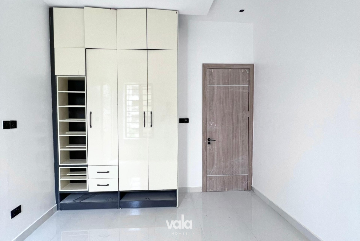 4BEDROOM SEMI DETACHED DUPLEX FOR SALE.  (ORCHID4BSD09)