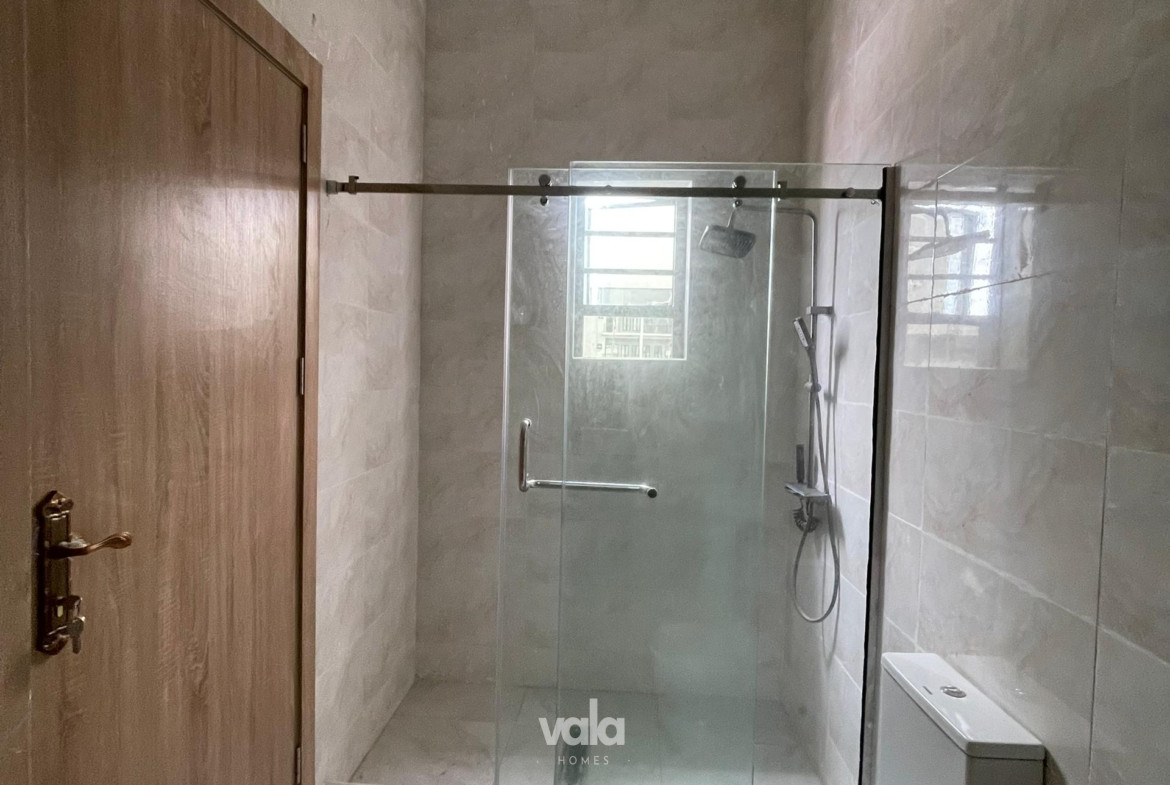 4BEDROOM TERRACE DUPLEX FOR SALE (IKOTA4BTD06)