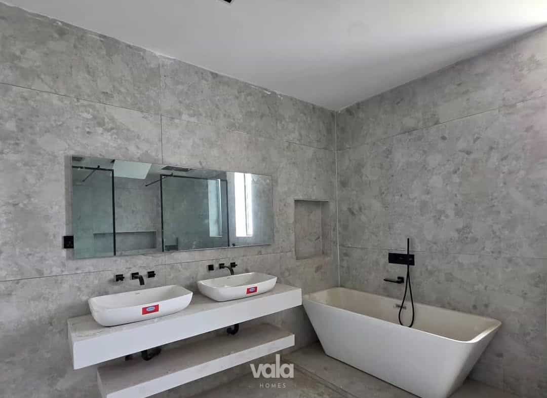 5 bedroom semi detached duplex (IKATE5BSD04)