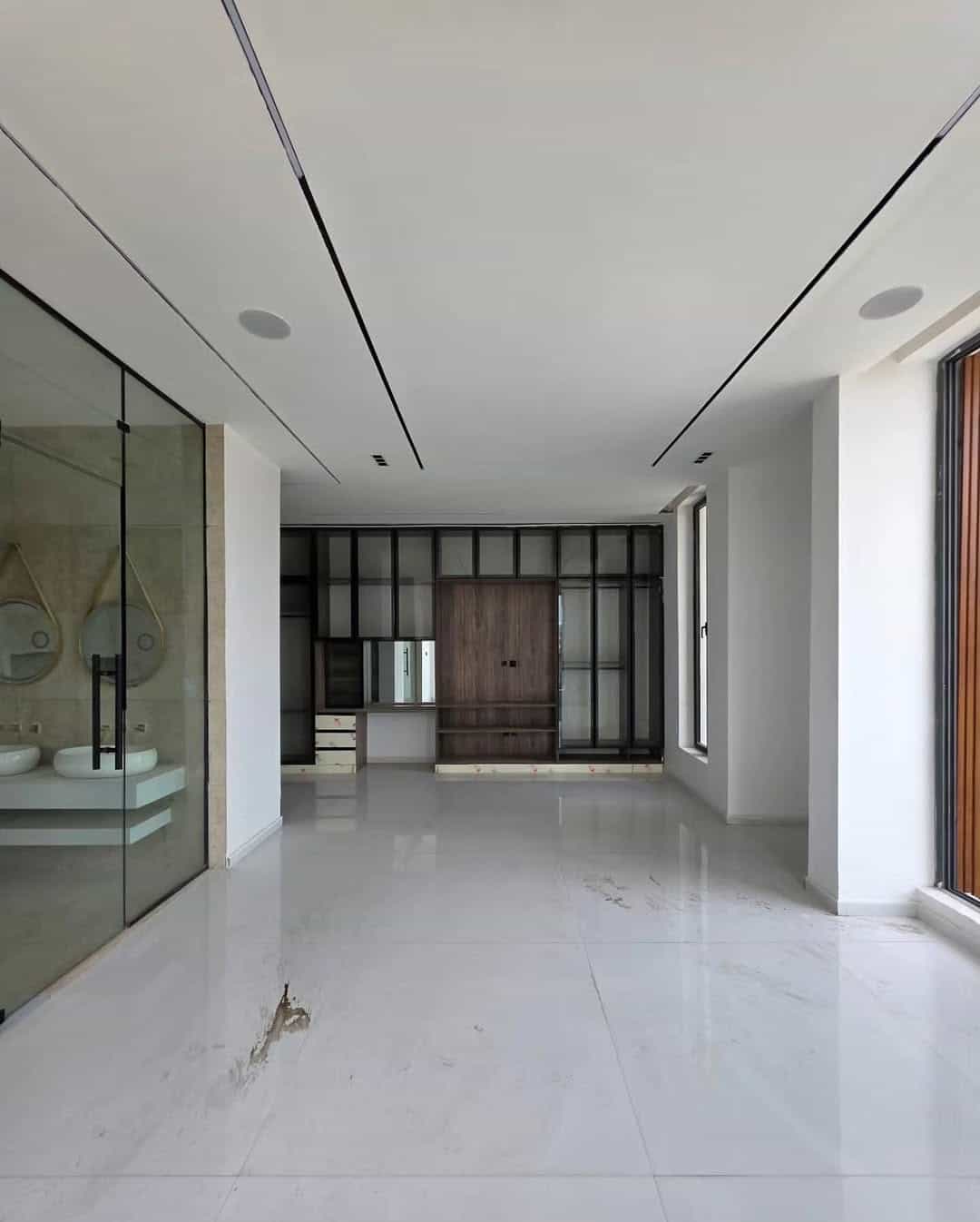 5 bedroom semi detached duplex (IKATE5BSD04) 5 bedroom semi detached duplex (IKATE5BSD04)