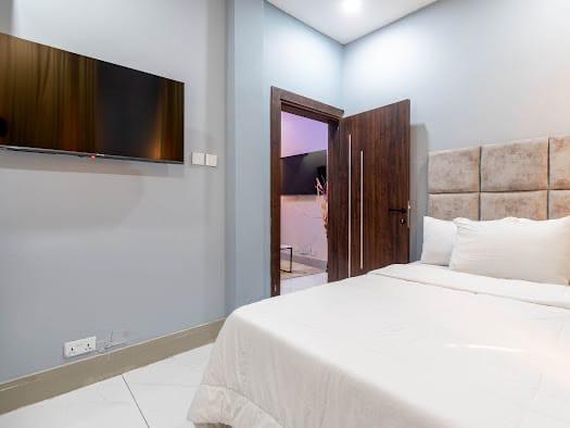 5 Bedroom Semi Detached Duplex (Ikota5BSD0)