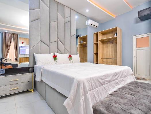 5 Bedroom Semi Detached Duplex (Ikota5BSD0)