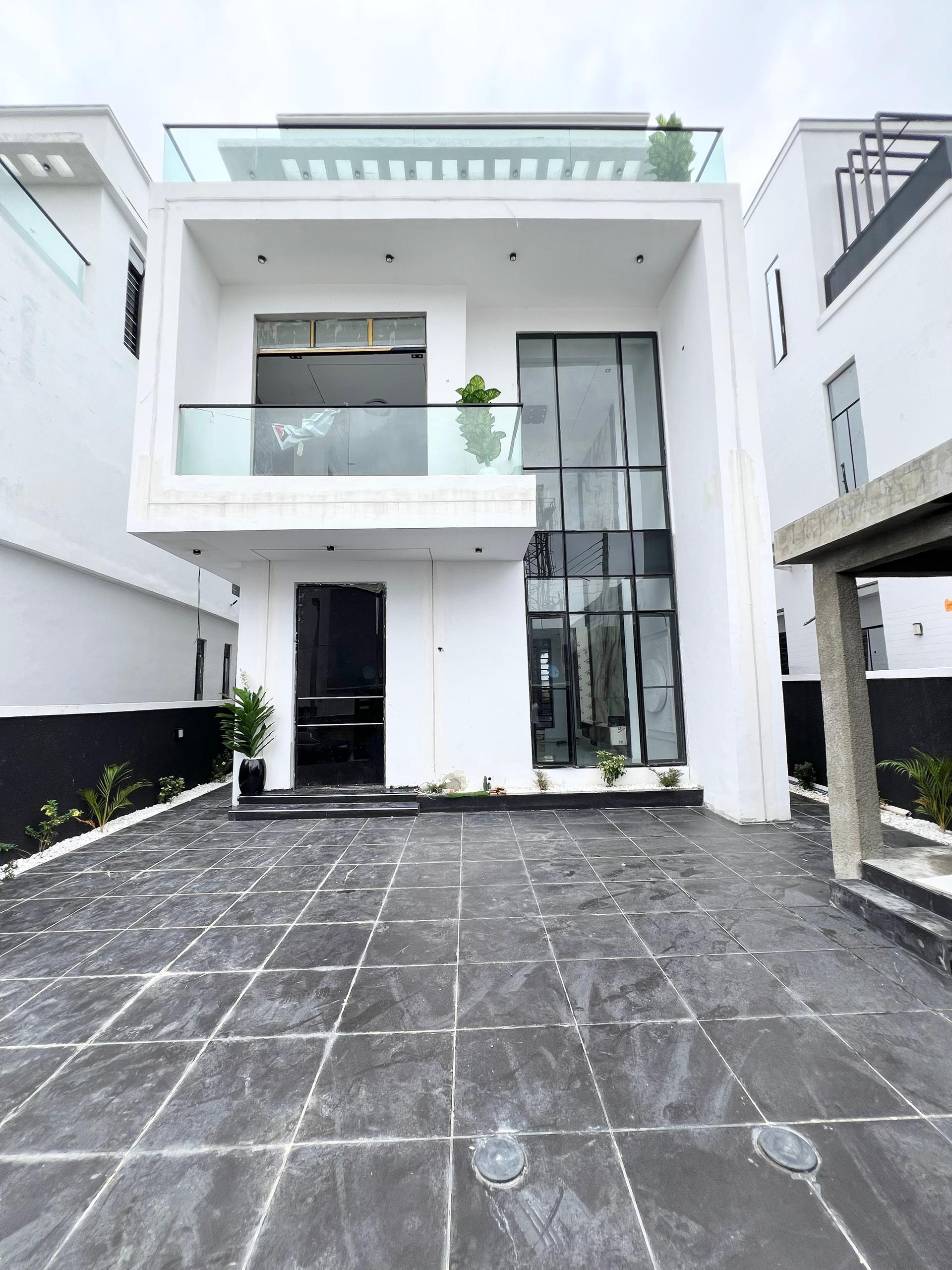 5BEDROOM FULLY DETACHED DUPLEX FOR SALE (IKOTA5BDD)