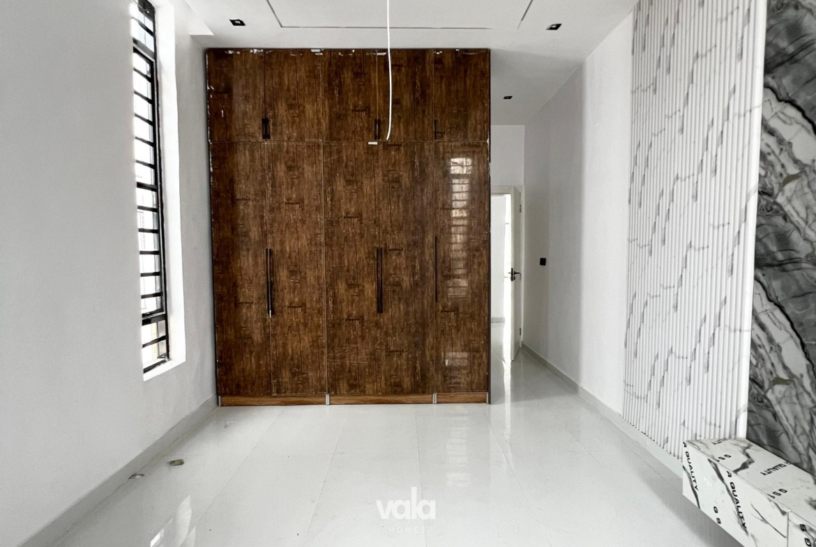 5BEDROOM FULLY DETACHED DUPLEX FOR SALE (IKOTA5BDD)