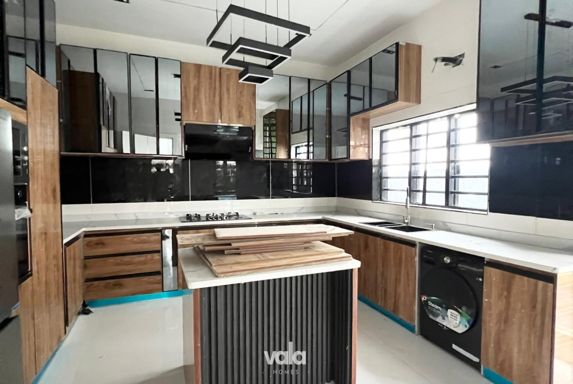 5BEDROOM FULLY DETACHED DUPLEX FOR SALE (IKOTA5BDD)