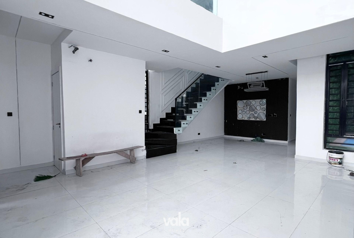 5BEDROOM FULLY DETACHED DUPLEX FOR SALE (IKOTA5BDD)