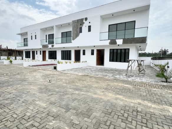 Newly built three bedroom terraced duplex (ajah3btd03)