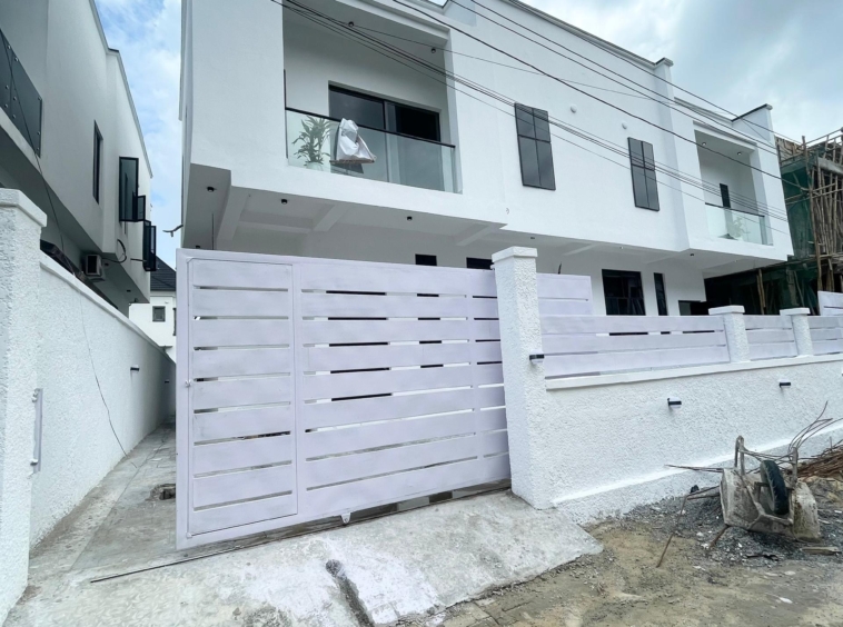 Bespoke four semi detached duplex(ikota4bsd06)