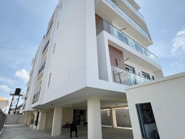 Newly built three bedroom apartment with excellent features(lekki3b10)
